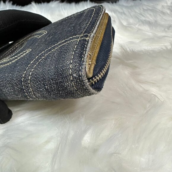 ❌SOLD❌ Authentic Chanel Denim CC Zip Around Zippy Continental Wallet - Picture 16 of 17